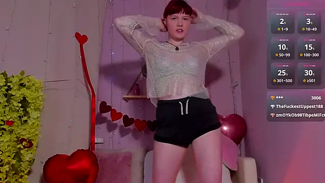 Snapshot of DreamyLuna chatting on February 8, 3:30 am DreamyLuna online show from February 8, 3:30 am