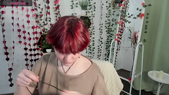 Snapshot of DreamyLuna chatting on March 1, 8:31 pm DreamyLuna online show from March 1, 8:31 pm