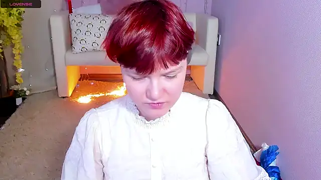 Snapshot of DreamyLuna chatting on March 14, 8:38 pm DreamyLuna online show from March 14, 8:38 pm