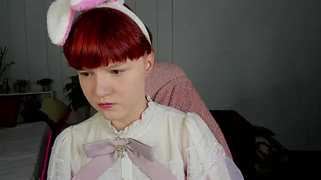 Snapshot of DreamyLuna chatting on March 21, 8:40 pm DreamyLuna online show from March 21, 8:40 pm