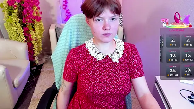 Snapshot of DreamyLuna chatting on September 14, 8:41 pm DreamyLuna online show from September 14, 8:41 pm