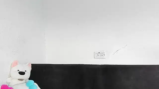 Snapshot of salome_daniel chatting on June 17, 5:14 pm salome daniel online show from June 17, 5:14 pm
