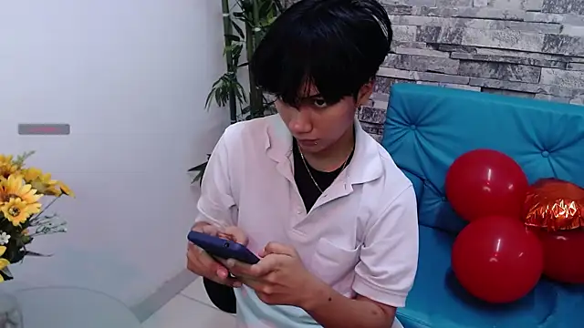 Eriol  online show from February 6, 9:17 pm