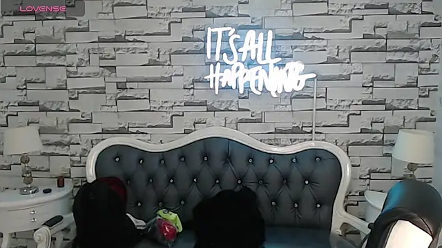 Snapshot of stephania_t chatting on February 11, 10:59 am stephania t online show from February 11, 10:59 am