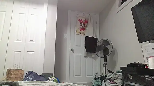 TheSexiest2025 online show from March 18, 2:48 pm