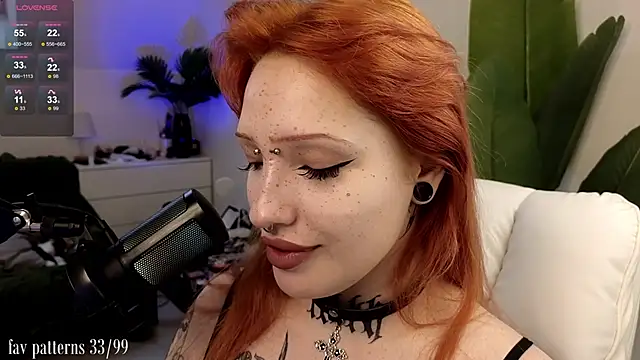 violetviolator online show from March 21, 6:16 am