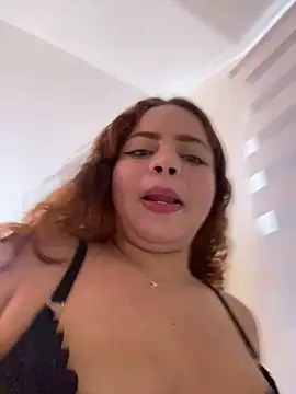 Snapshot of Elaa_euphoria chatting on December 7, 5:42 pm Elaa euphoria online show from December 7, 5:42 pm