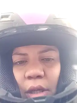 Snapshot of Elaa_euphoria chatting on December 22, 7:21 pm Elaa euphoria online show from December 22, 7:21 pm