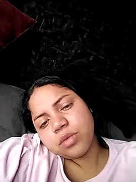 Snapshot of Elaa_euphoria chatting on December 25, 7:02 pm Elaa euphoria online show from December 25, 7:02 pm