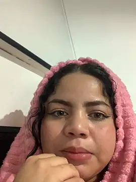 Snapshot of Elaa_euphoria chatting on January 15, 8:09 am Elaa euphoria online show from January 15, 8:09 am