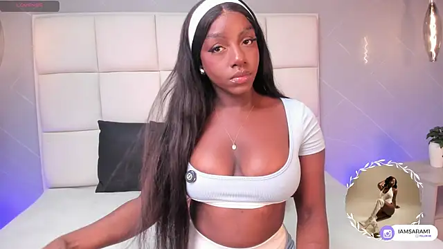 Snapshot of SaraMonroe1 chatting on January 15, 11:37 am SaraMonroe1 online show from January 15, 11:37 am