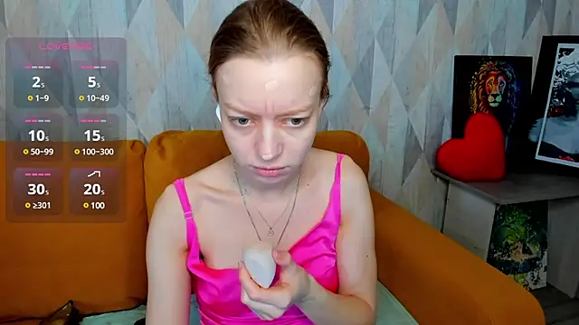 Michelle Blond online show from February 14, 6:45 am