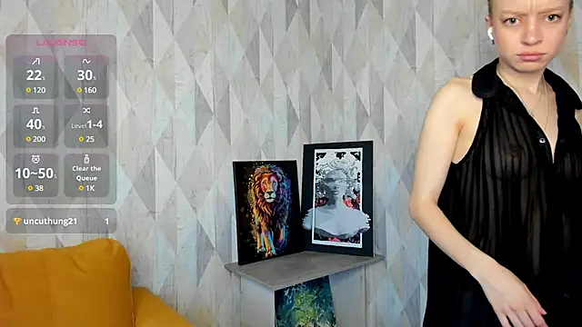 Michelle Blond online show from February 20, 10:27 am