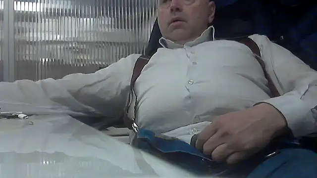 pantomax online show from April 8, 11:05 pm