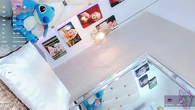 Niccolls Princess online show from March 8, 4:12 am