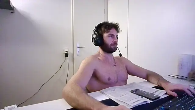 alpha-hunk online show from January 5, 5:27 pm