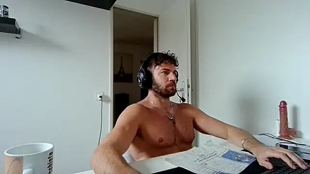 alpha-hunk online show from March 25, 12:33 pm