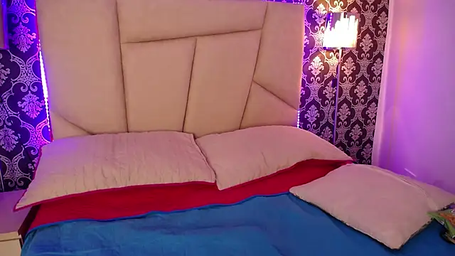 Sr Magnus  online show from March 7, 12:12 pm