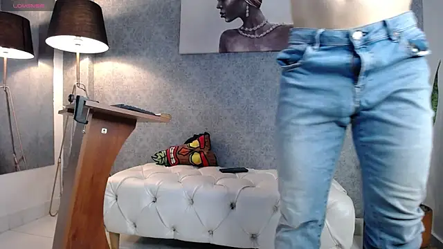 Sr Magnus  online show from March 17, 2:30 am