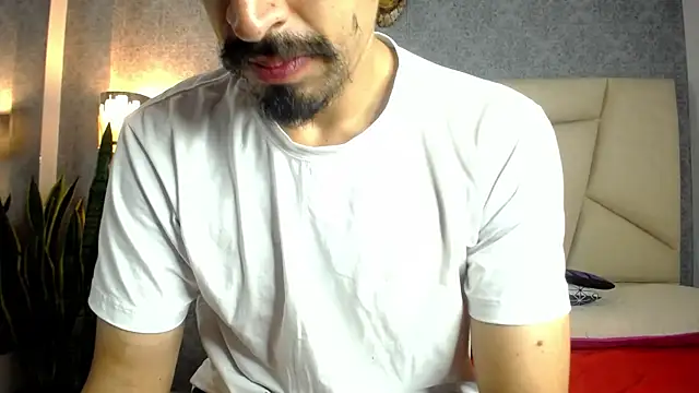 Sr Magnus  online show from September 16, 1:39 am