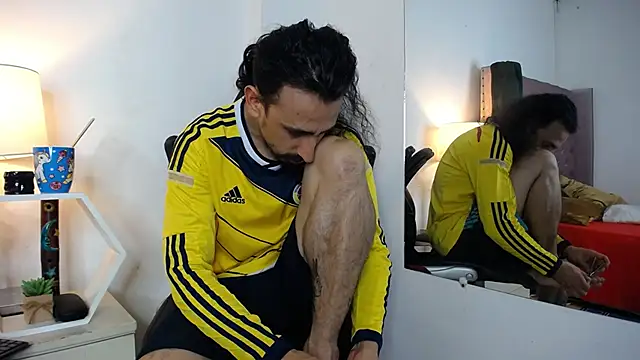 Sr Magnus  online show from September 26, 6:17 am