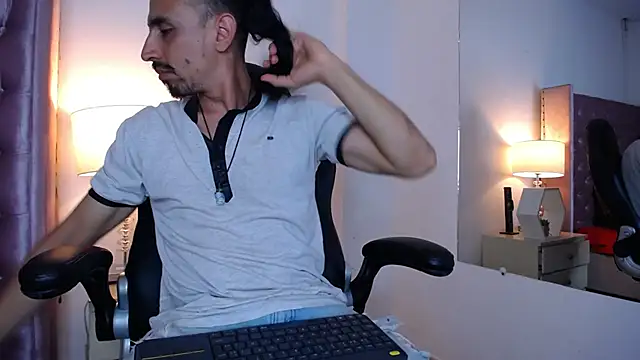 Sr Magnus  online show from October 21, 8:04 am