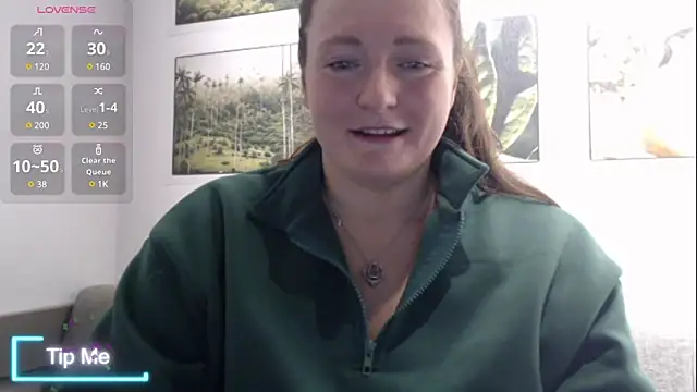 BustyBonnieUK online show from January 28, 8:36 pm