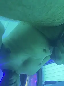 Snapshot of GotItGoin chatting on September 19, 5:24 pm GotItGoin online show from September 19, 5:24 pm