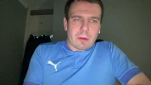 Snapshot of GotItGoin chatting on February 22, 1:51 am GotItGoin online show from February 22, 1:51 am