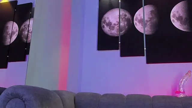 maddy walker online show from December 19, 6:56 pm