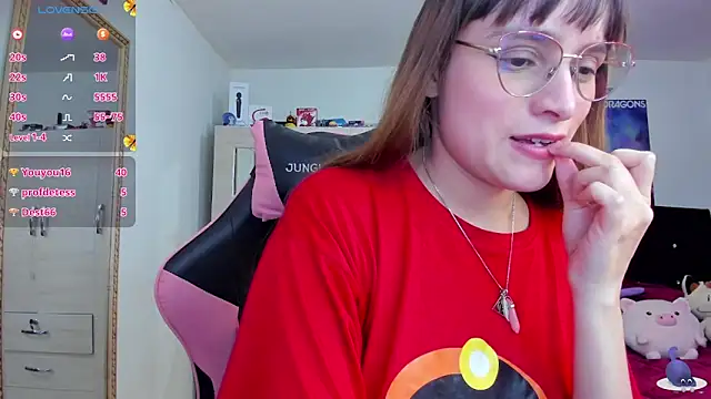 Lucyy-hess online show from December 27, 7:03 pm