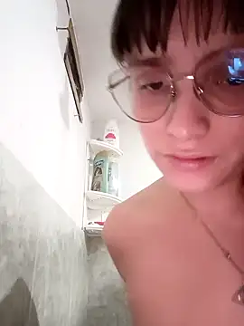 Lucyy-hess online show from January 15, 3:00 am