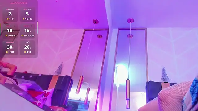 MadyJackson online show from December 17, 1:17 pm