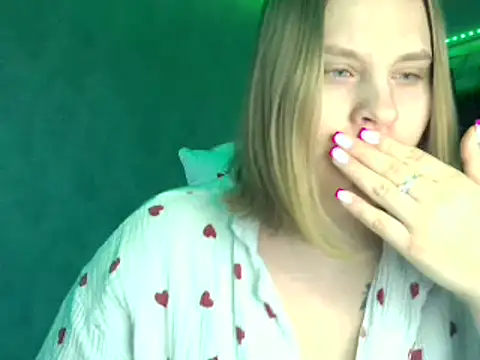 Thalia  Star online show from March 4, 5:53 am