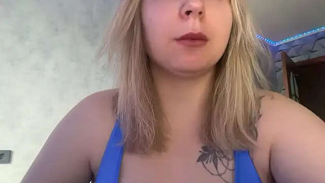 Snapshot of Thalia__Star chatting on February 7, 9:57 am Thalia Star online show from February 7, 9:57 am