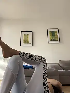 Snapshot of -OLYA- chatting on March 17, 10:06 am -OLYA- online show from March 17, 10:06 am