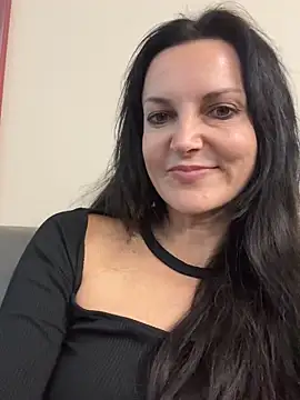 Snapshot of -OLYA- chatting on December 23, 8:23 am -OLYA- online show from December 23, 8:23 am