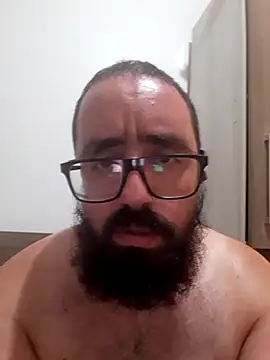 Snapshot of Gordinho_quietinho chatting on January 7, 3:33 pm Gordinho quietinho online show from January 7, 3:33 pm