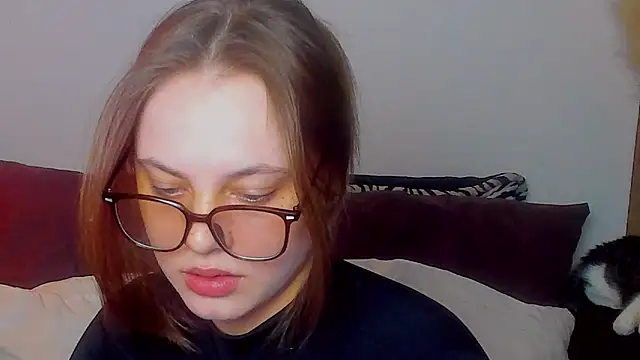 Snapshot of rora_skyline chatting on February 25, 11:47 pm rora skyline online show from February 25, 11:47 pm