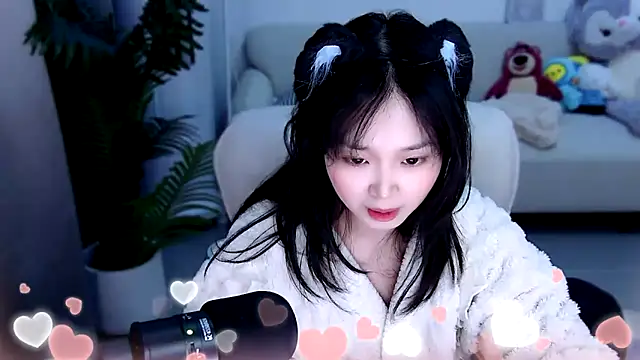 Snapshot of Sheep-1 chatting on March 17, 12:35 pm Sheep-1 online show from March 17, 12:35 pm