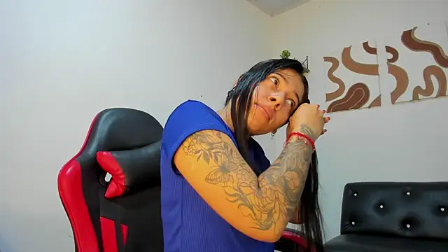 Caro kitty- online show from December 1, 12:54 pm