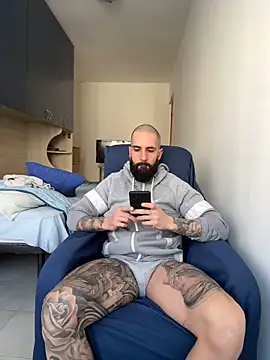 Snapshot of Gioeltoro89 chatting on April 5, 2:58 pm Gioeltoro89 online show from April 5, 2:58 pm