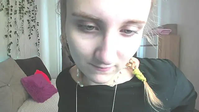 Miss Elsa  online show from February 12, 4:44 am