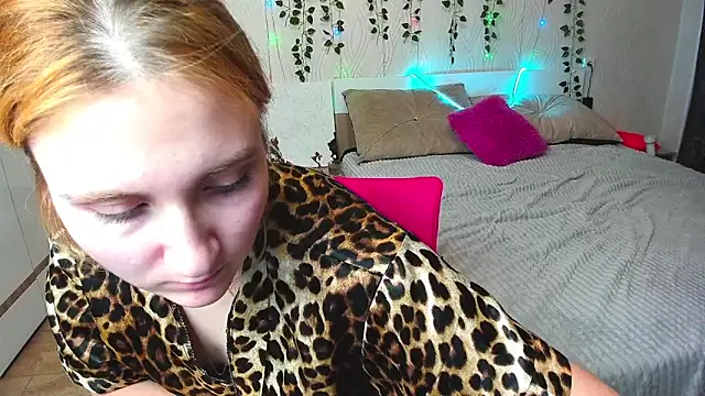 Miss Elsa  online show from March 4, 3:15 pm