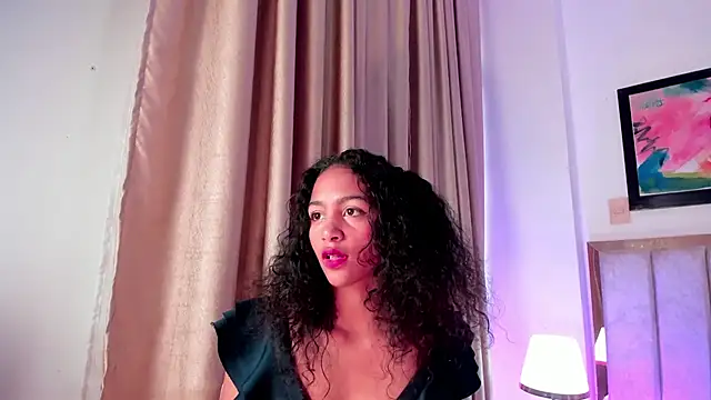 AntonellaHall  online show from January 24, 11:59 am