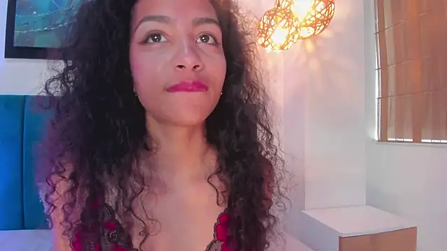 AntonellaHall  online show from March 4, 3:04 pm