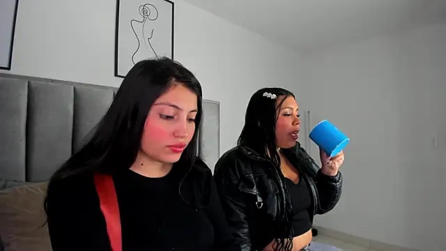 Laiia Page online show from December 5, 12:47 pm