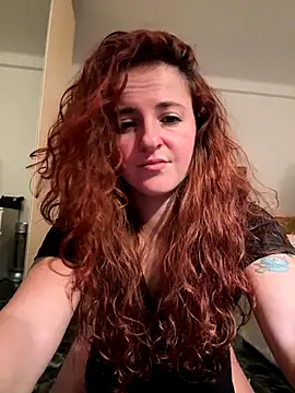 Snapshot of Nala_95 chatting on December 8, 8:47 pm Nala 95 online show from December 8, 8:47 pm