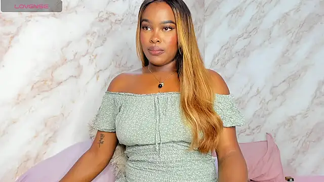 Kaseydelvey online show from December 12, 7:37 pm