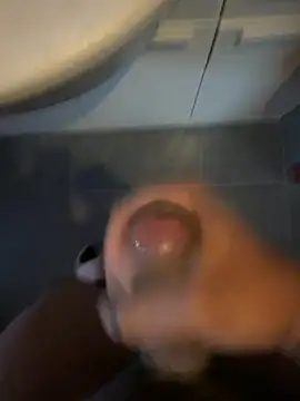 Snapshot of meandyou01 chatting on February 13, 3:46 pm meandyou01 online show from February 13, 3:46 pm